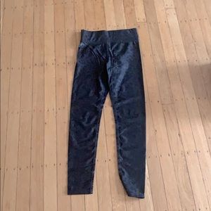 Carbon 38 Leggings - Medium Rise 7/8 length